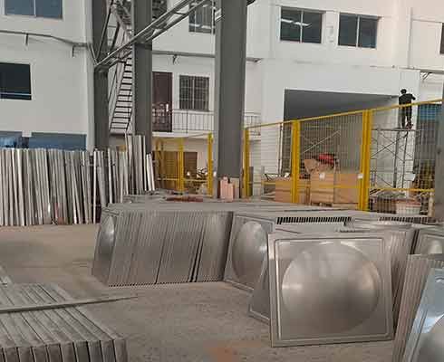 模壓塊.jpg 模壓塊.jpg